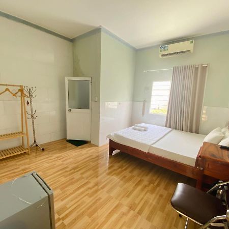 Nha Nghi Y Vy Bed & Breakfast Phu Quoc Bagian luar foto
