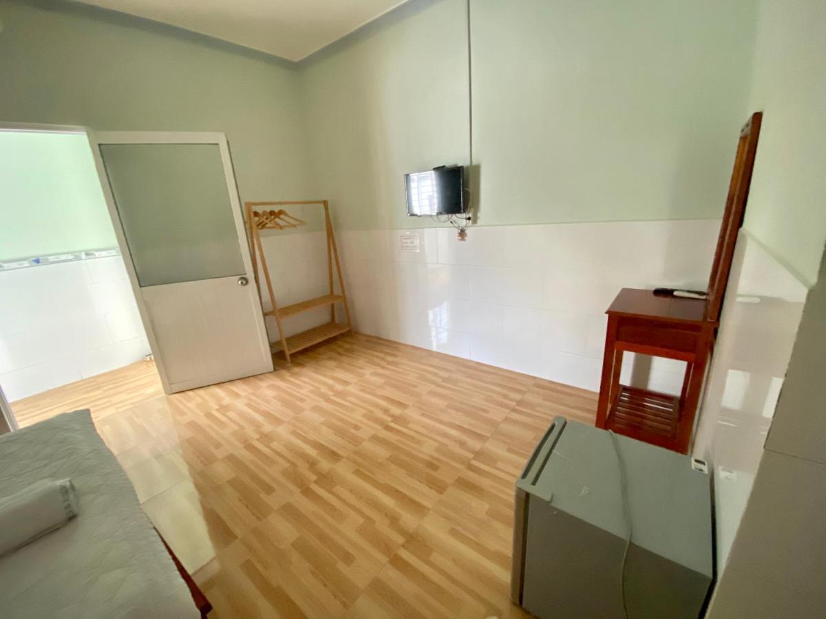 Nha Nghi Y Vy Bed & Breakfast Phu Quoc Bagian luar foto